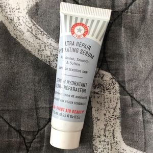 First Aid Beauty Ultra Repair Hydrating Serum